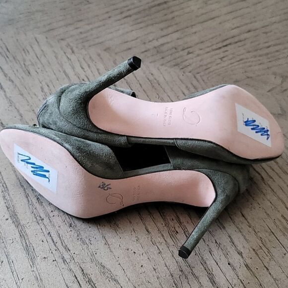 Olive green suede size 7 heels Vero cuoio New - Picture 5 of 7